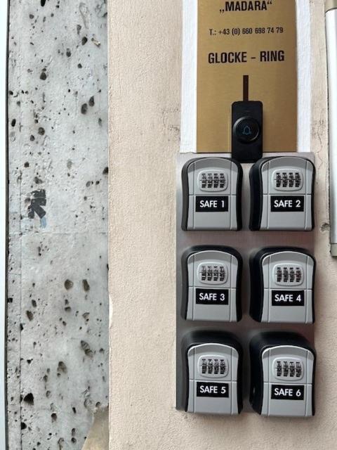 Madara 2* Wien