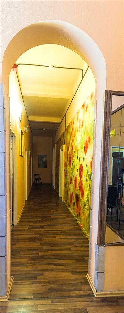 Madara 2* Wien
